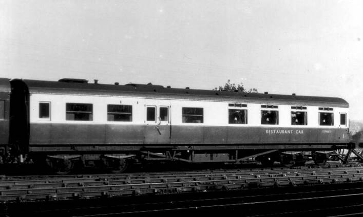 Maunsell Diag.2655 Restaurant Car no.S7933S
(28th October 1955).
  Glen Woods collection (Bluebell Railway Museum)
